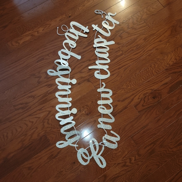 Pink and White Graduation Banner & "Beginning Of A New Chapter" Wall Hanging - Picture 4 of 4